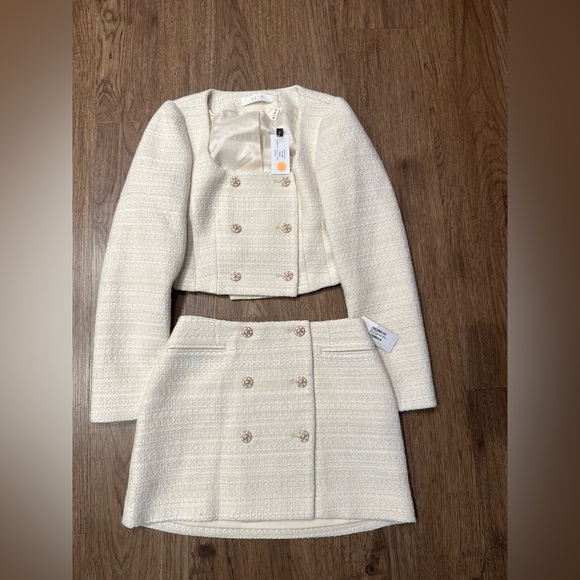 ASTR the Label Rosario Tweed Cropped Jacket & Mini Skirt Set in Cream Size S NWT - Picture 5 of 7